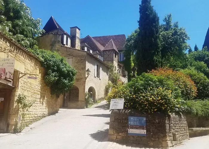 Les Appartements De Bacchus Sarlat-La-Caneda